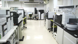 SHIMADZU analytical equipment for the pharmaceutical industry. Overview. Part 6. Liquid chromatographs