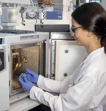 ICP-MS, AET та HRAM-ідентифікація: практична реалізація нових підходів Європейської Фармакопеї до контролю E&L